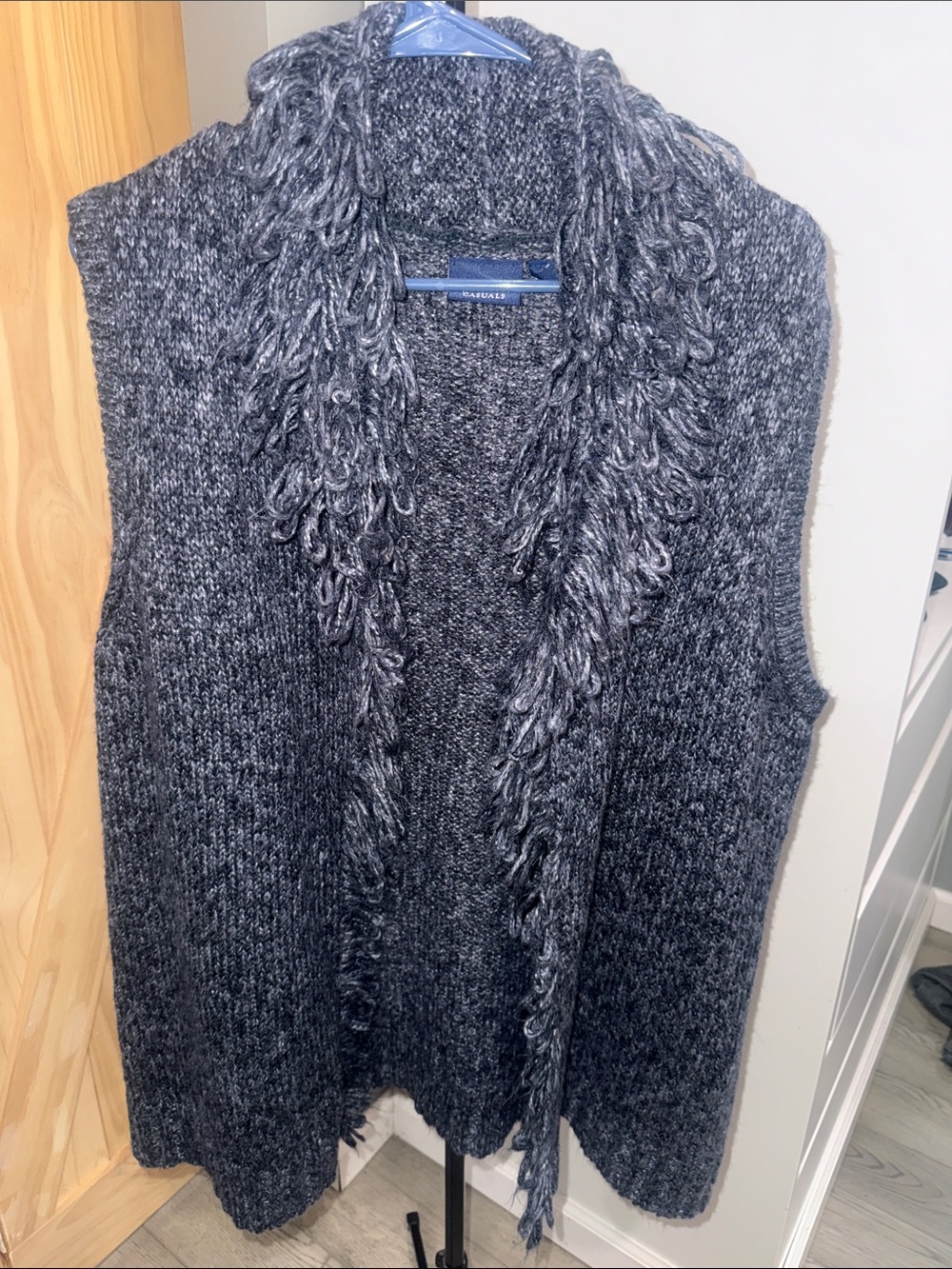 Gloria Vanderbilt Charcoal Navy/Gray Loop-Trim Knit Sleeveless Cardigan